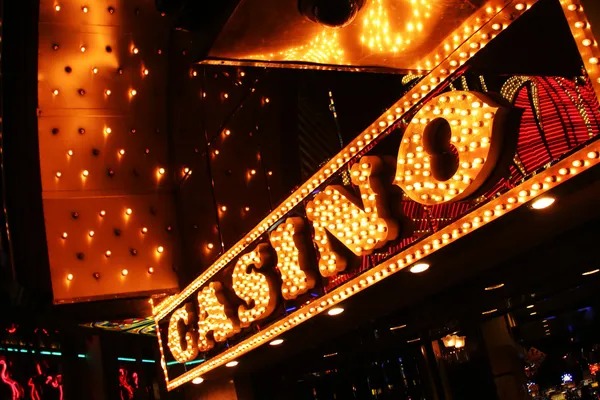 55kbet app interface showing live-dealer blackjack table on mobile screen